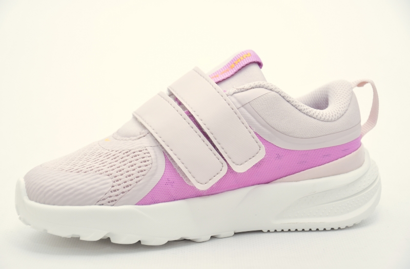 NIKE Star Runner Barn