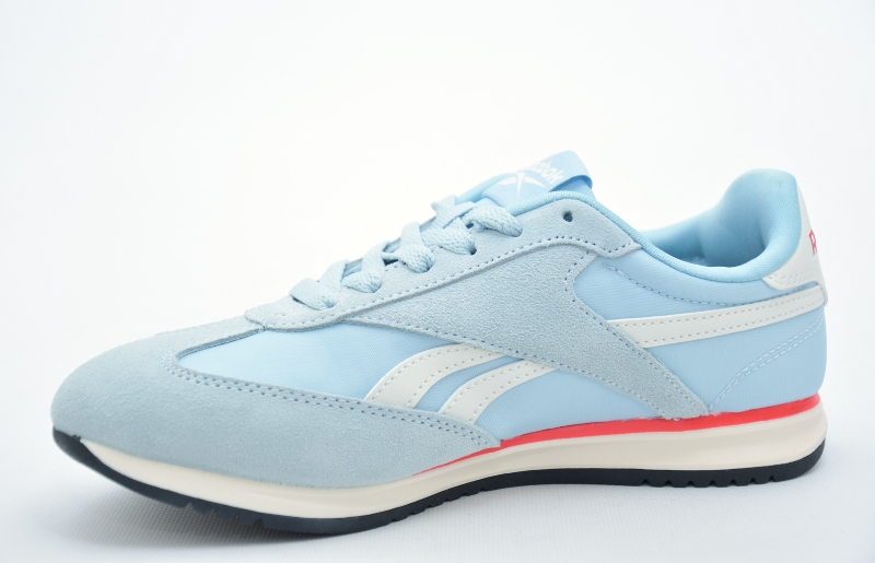 Reebok WORLD 70 Women