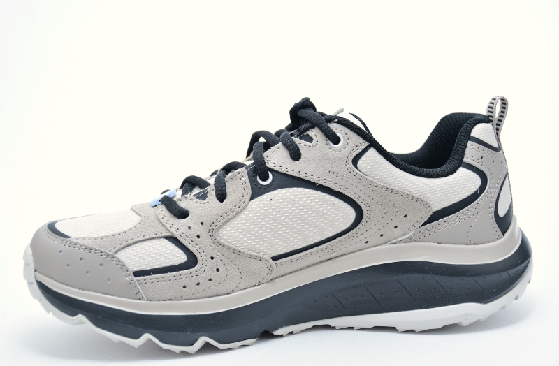 Skechers sand